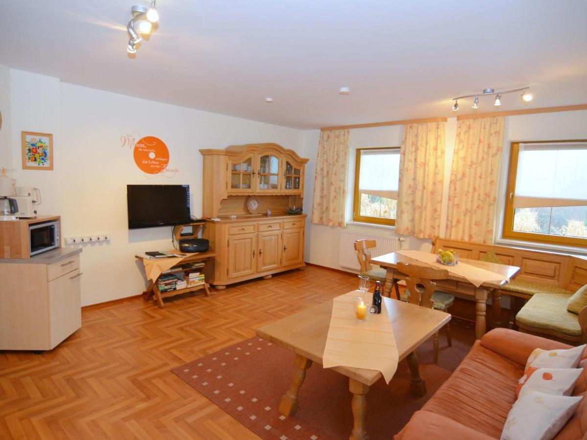 Holiday Flat With Swimming Pool In Prackenbach Viechtach Exterior foto