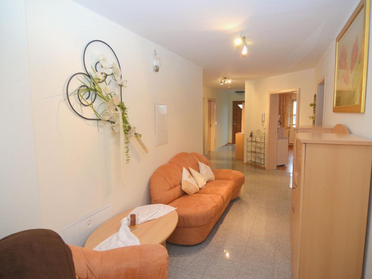 Holiday Flat With Swimming Pool In Prackenbach Viechtach Exterior foto