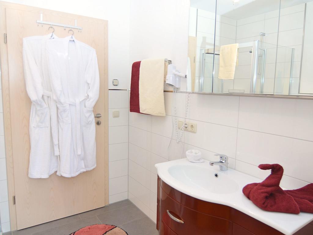 Holiday Flat With Swimming Pool In Prackenbach Viechtach Exterior foto